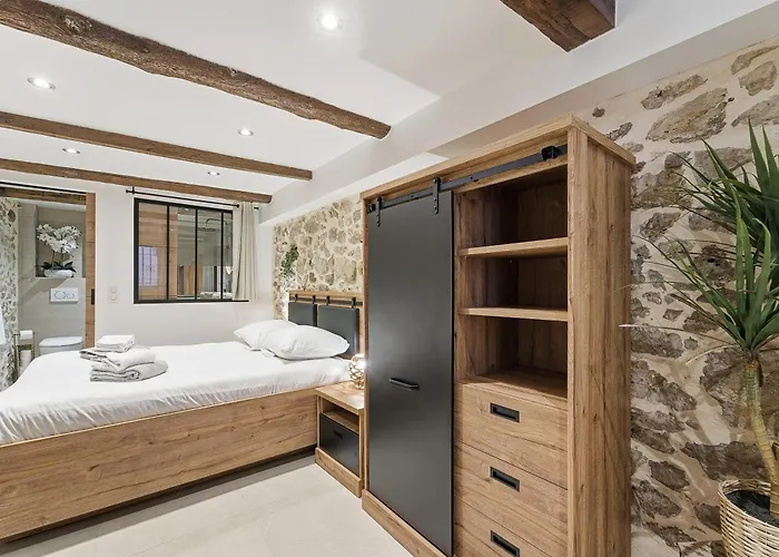 Apartman Lou Cairou - 600m De La *